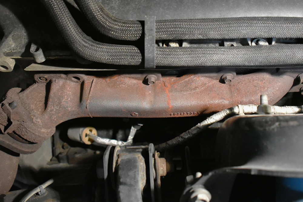 Inspection and Diagnosis of Exhaust Manifold